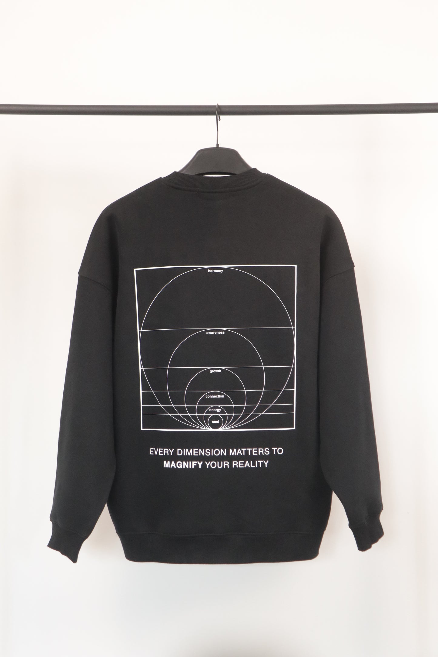 ESSENTIAL DIMENSIONS Sweatshirt Black